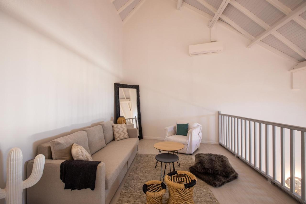 Stunning New Apartment With View Of Orient Bay Quarter of Orleans ภายนอก รูปภาพ