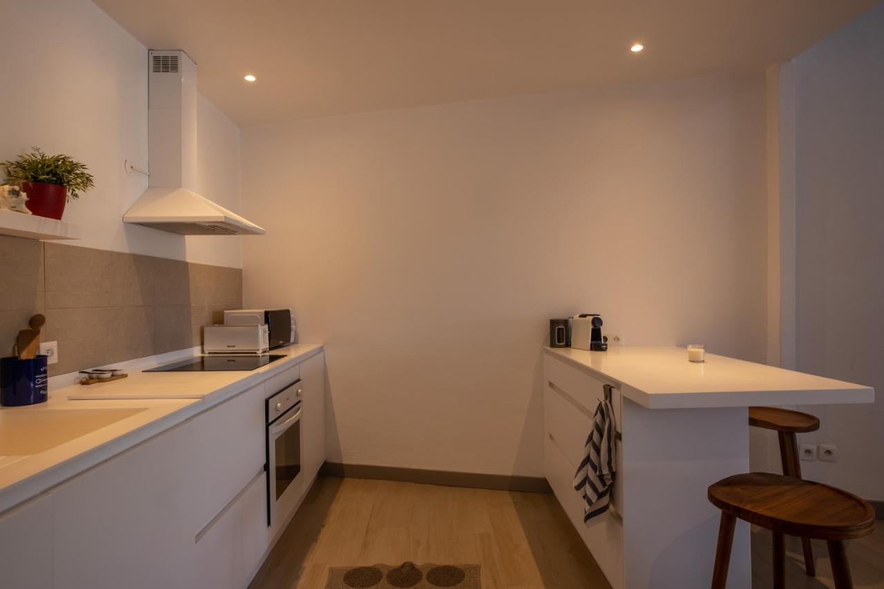 Stunning New Apartment With View Of Orient Bay Quarter of Orleans ภายนอก รูปภาพ